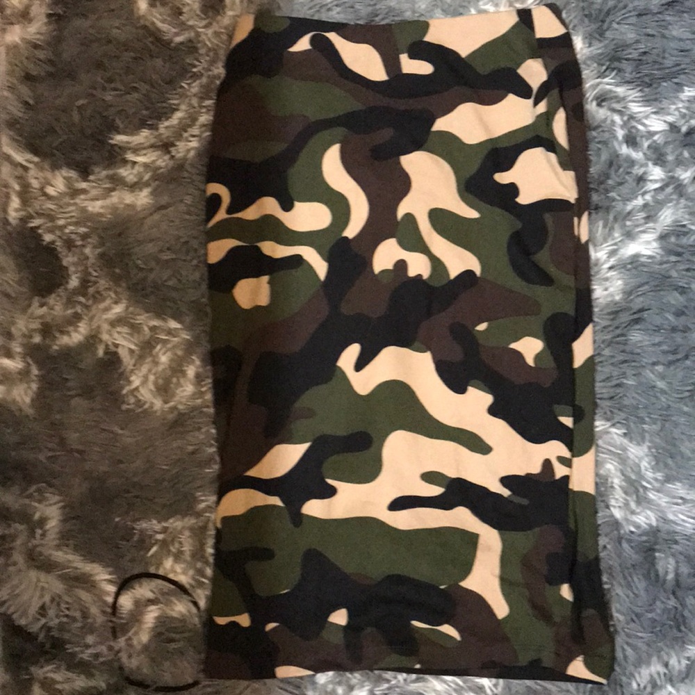 Army pencil skirt